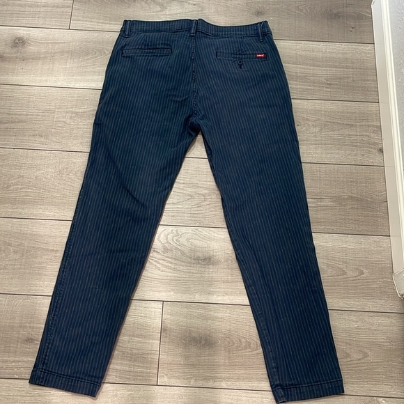 Levi's Black Chinos Classic Straight-Leg - Picture 5 of 5